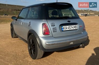 Хэтчбек MINI Cooper 2001 в Одессе