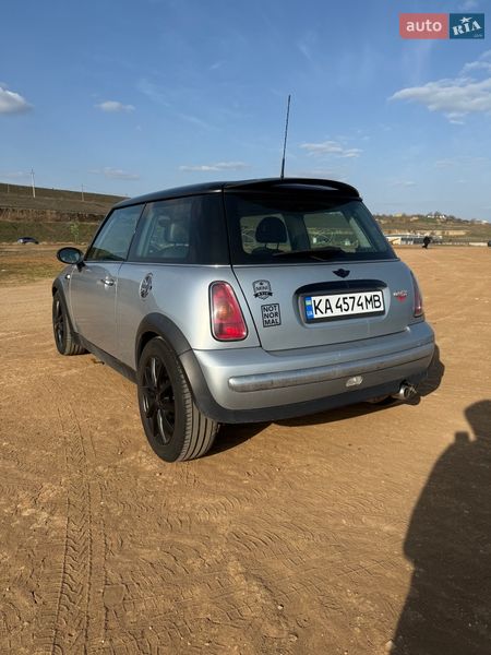Хетчбек MINI Cooper 2001 в Одесі