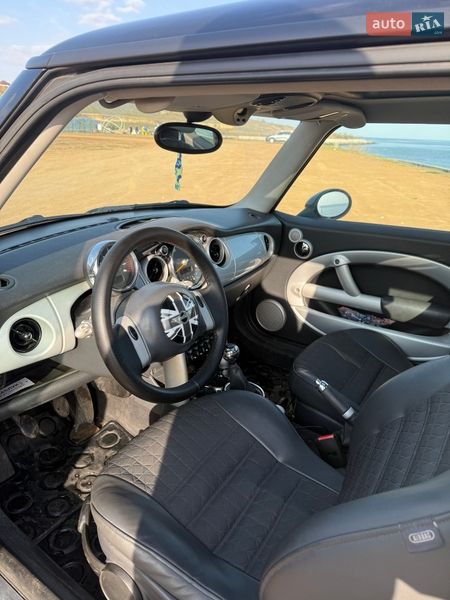 Хетчбек MINI Cooper 2001 в Одесі