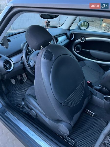 Хэтчбек MINI Cooper 2009 в Николаеве фото 36 Хэтчбек MINI Cooper 2009 в Николаеве