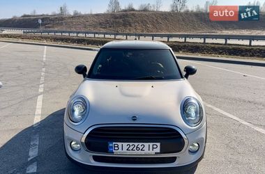 Хэтчбек MINI Cooper 2016 в Полтаве