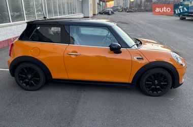 Хэтчбек MINI Cooper 2016 в Киеве