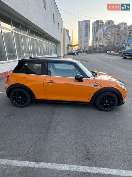 Хэтчбек MINI Cooper 2016 в Киеве