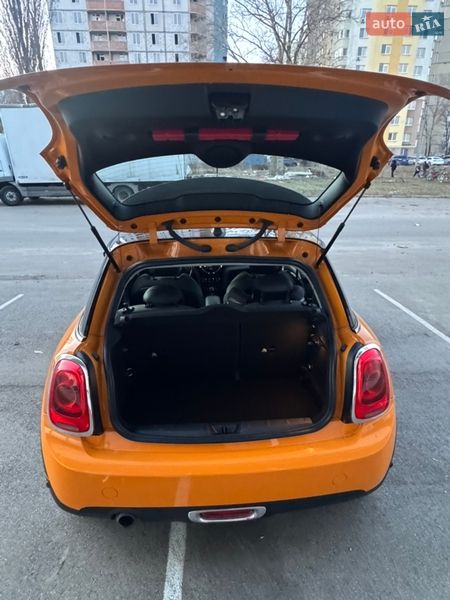 Хэтчбек MINI Cooper 2016 в Киеве