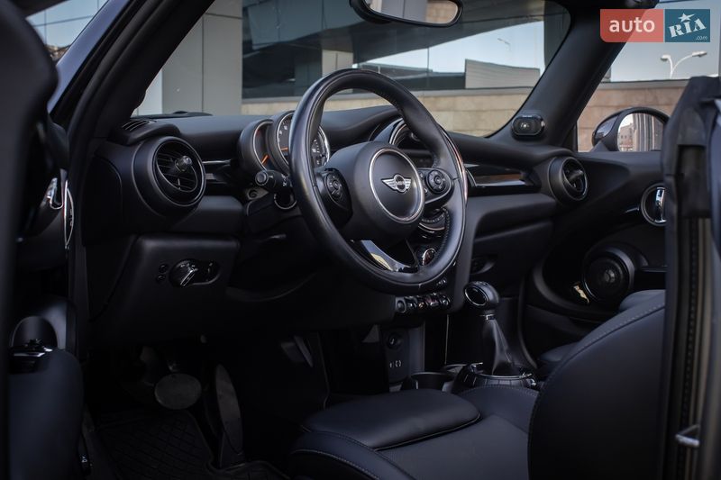 Хэтчбек MINI Cooper 2016 в Киеве