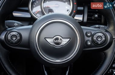 Хэтчбек MINI Cooper 2016 в Киеве