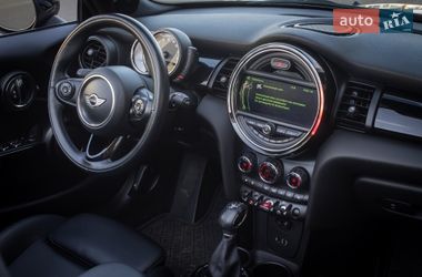 Хэтчбек MINI Cooper 2016 в Киеве
