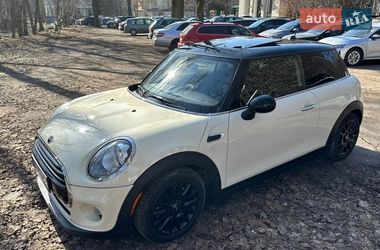 Хетчбек MINI Cooper 2016 в Львові