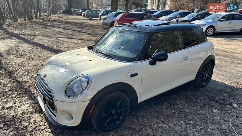 Хетчбек MINI Cooper 2016 в Львові