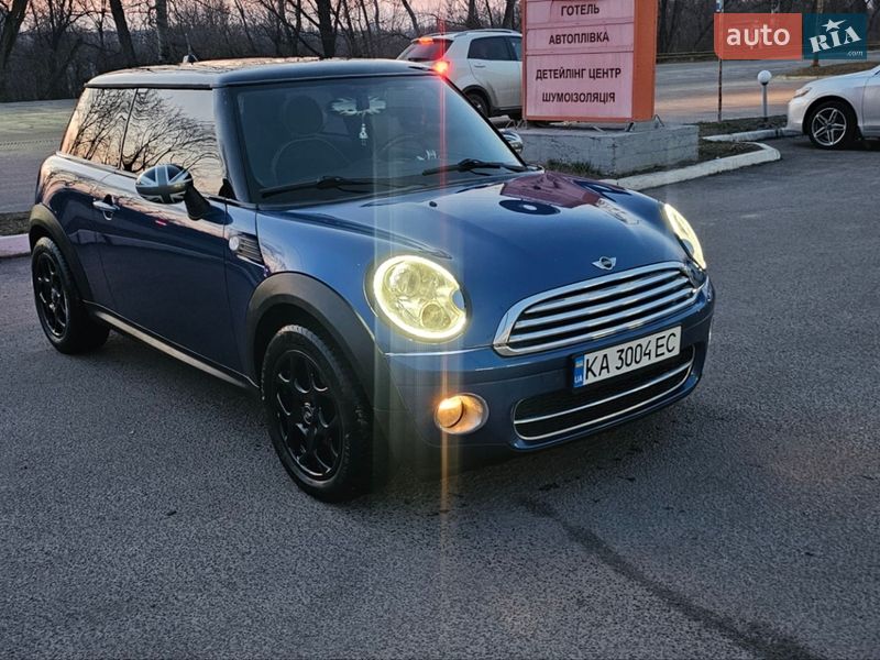 Хэтчбек MINI Cooper 2008 в Киеве