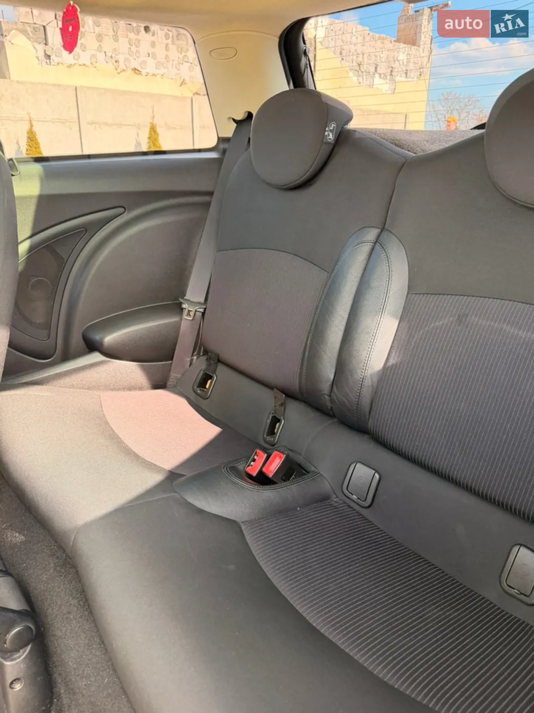 2011 MINI Cooper - мініатюра 7