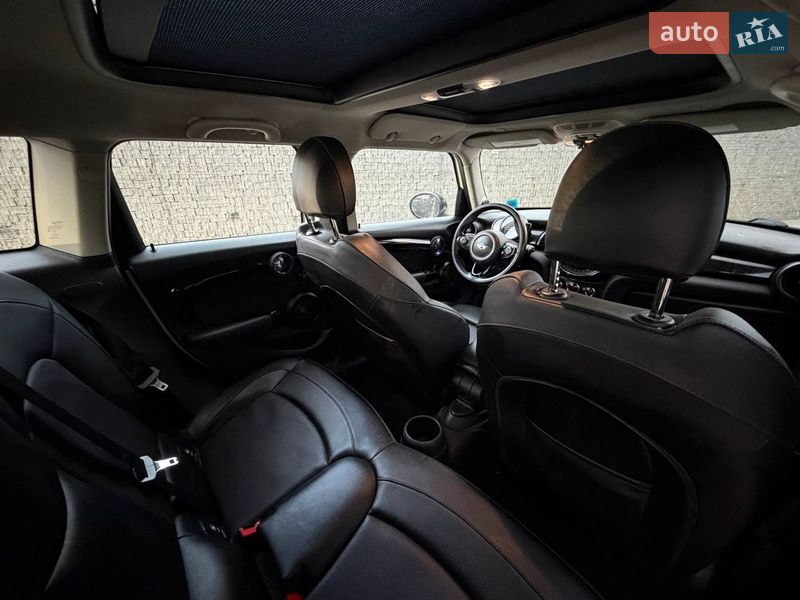 Хэтчбек MINI Cooper 2015 в Луцке фото 14 Хэтчбек MINI Cooper 2015 в Луцке