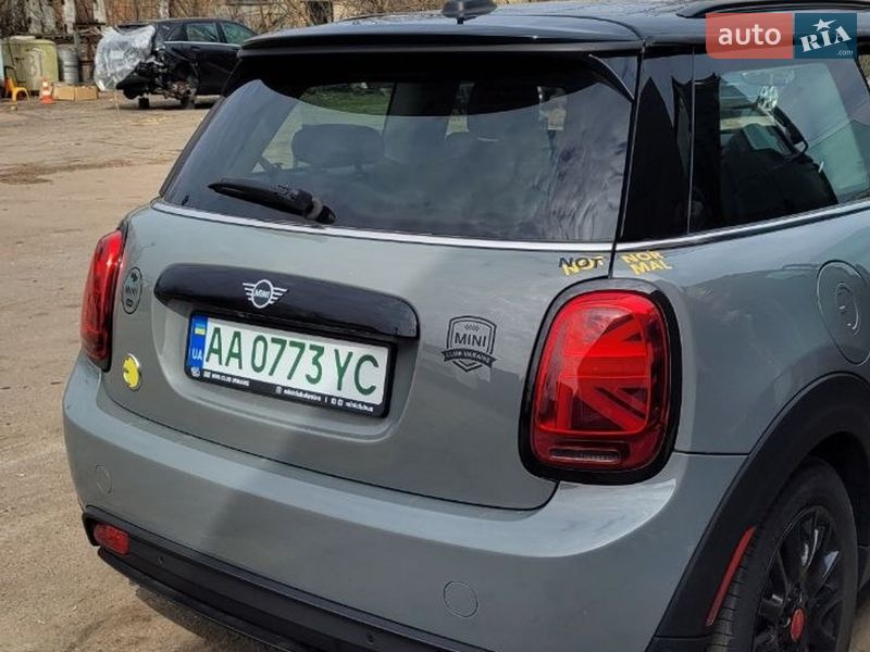 Хэтчбек MINI Cooper 2021 в Киеве