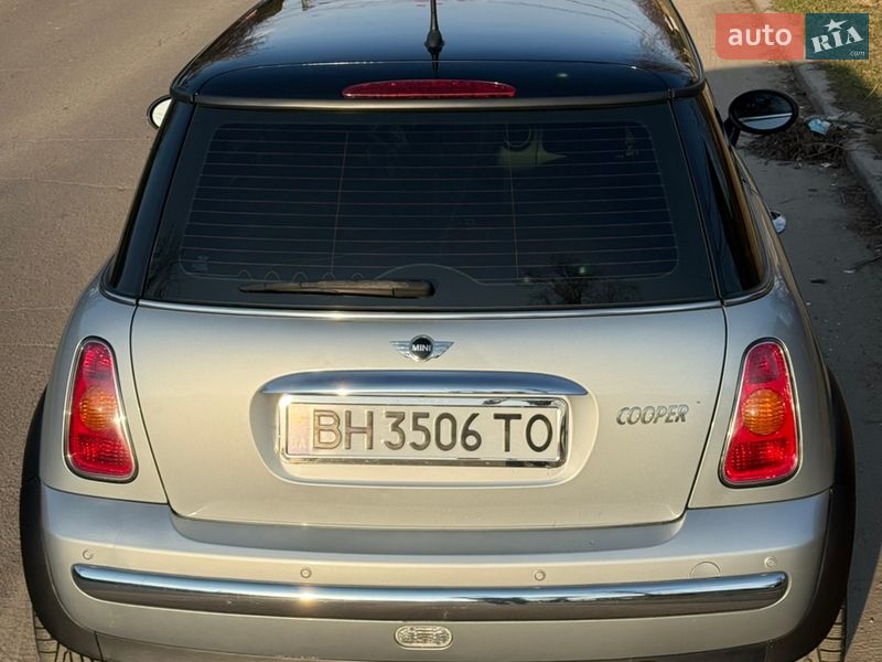 Хэтчбек MINI Cooper 2002 в Житомире