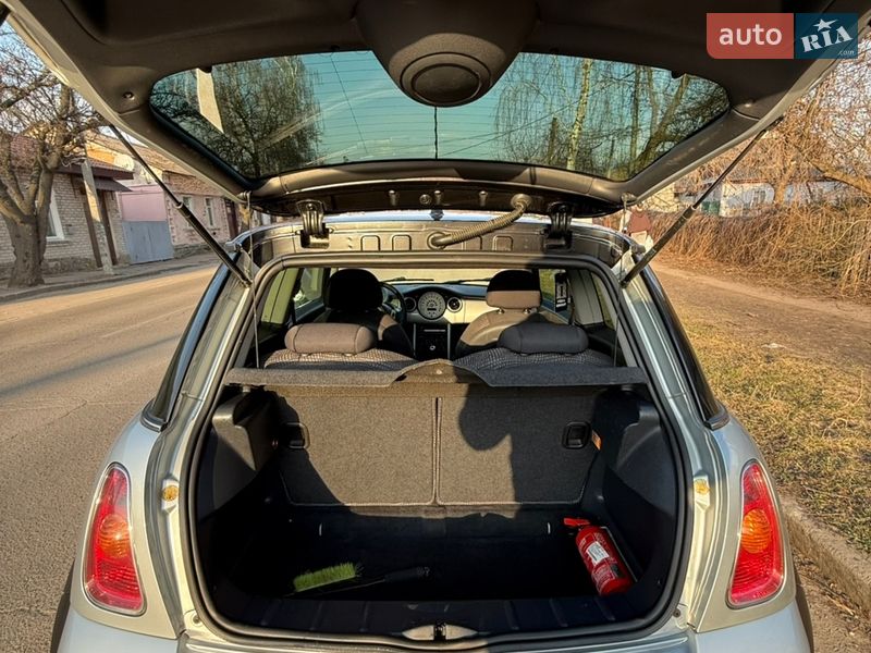 Хэтчбек MINI Cooper 2002 в Житомире