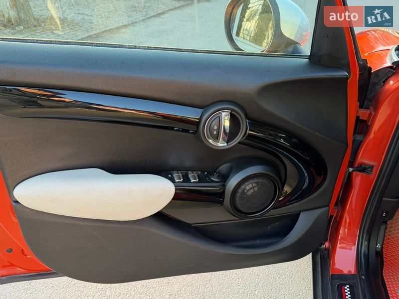 Хэтчбек MINI Cooper 2018 в Виннице