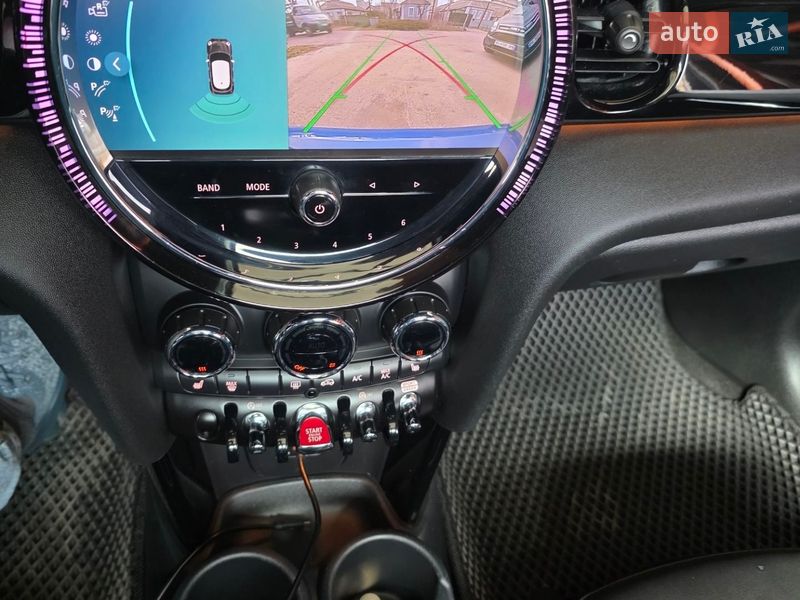 Хетчбек MINI Cooper 2023 в Южноукраїнську