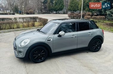 Хетчбек MINI Cooper 2016 в Броварах