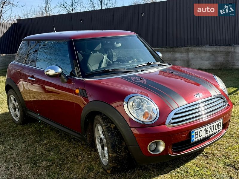 Хэтчбек MINI Cooper 2008 в Трускавце