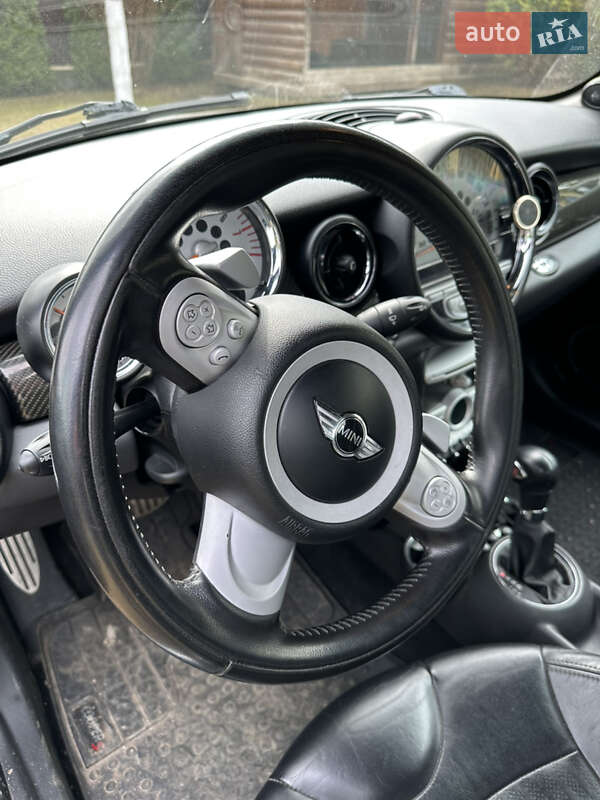 Хэтчбек MINI Cooper 2010 в Киеве