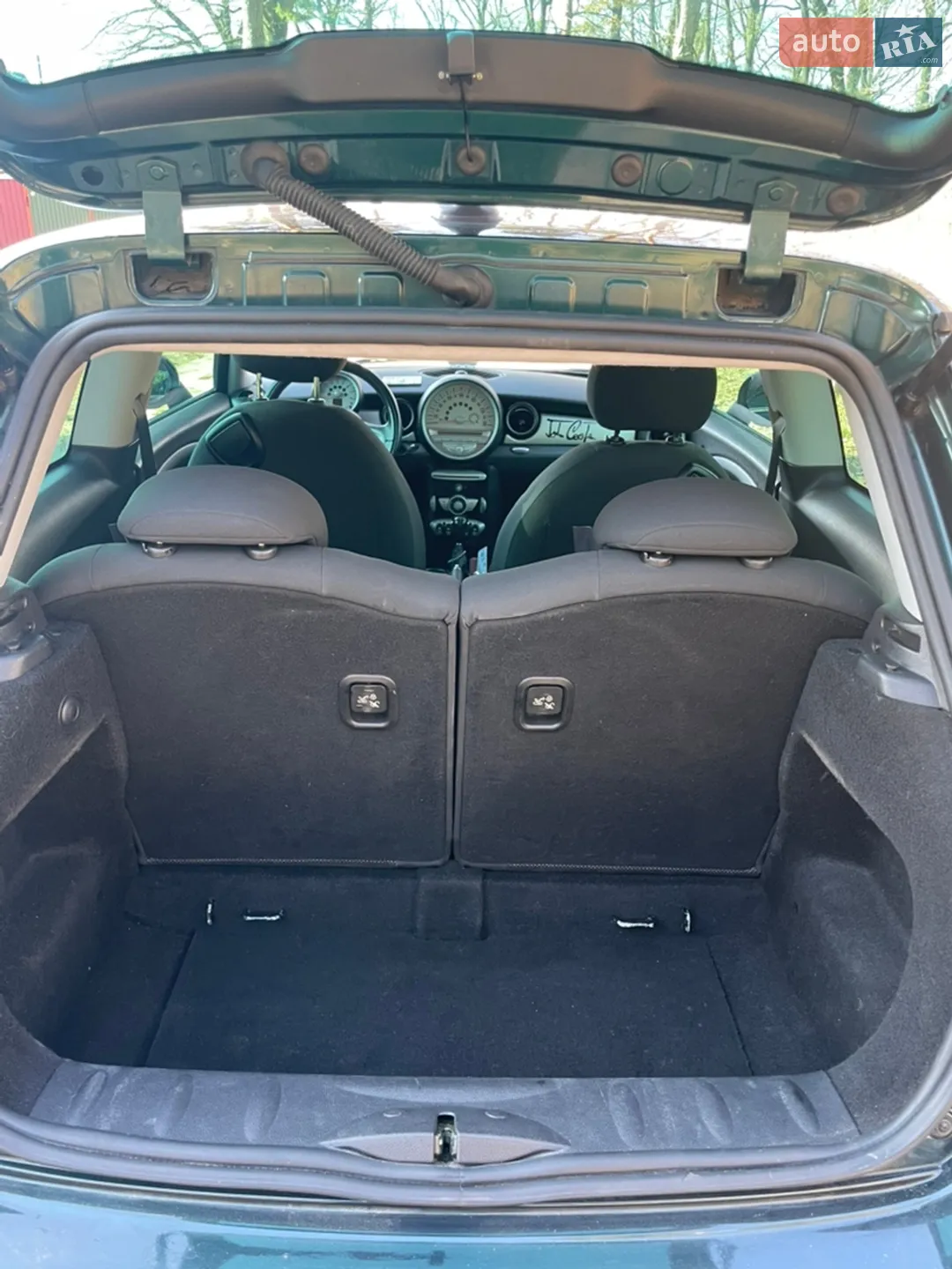 2010 MINI Cooper - мініатюра 12