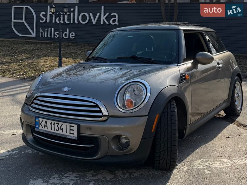 MINI Cooper 2012