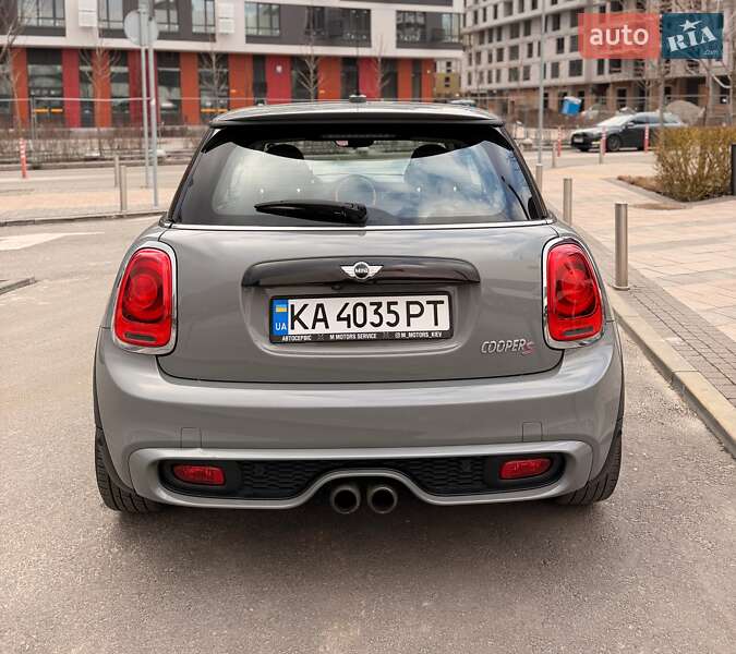 Хэтчбек MINI Cooper 2017 в Киеве
