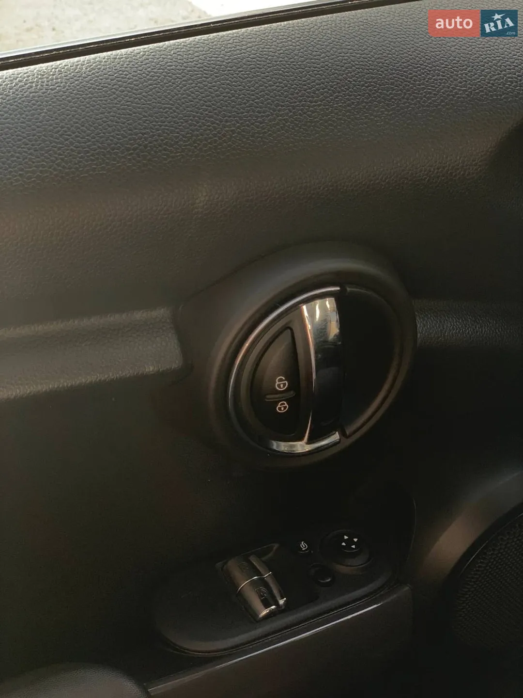 2016 MINI Cooper - мініатюра 21