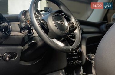Хетчбек MINI Cooper 2016 в Новій Водолагі
