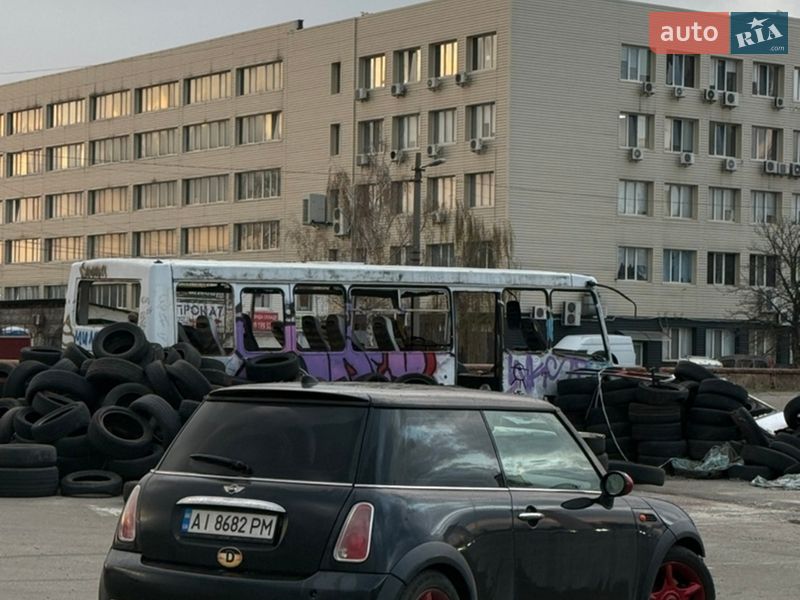 Хетчбек MINI Cooper 2004 в Києві