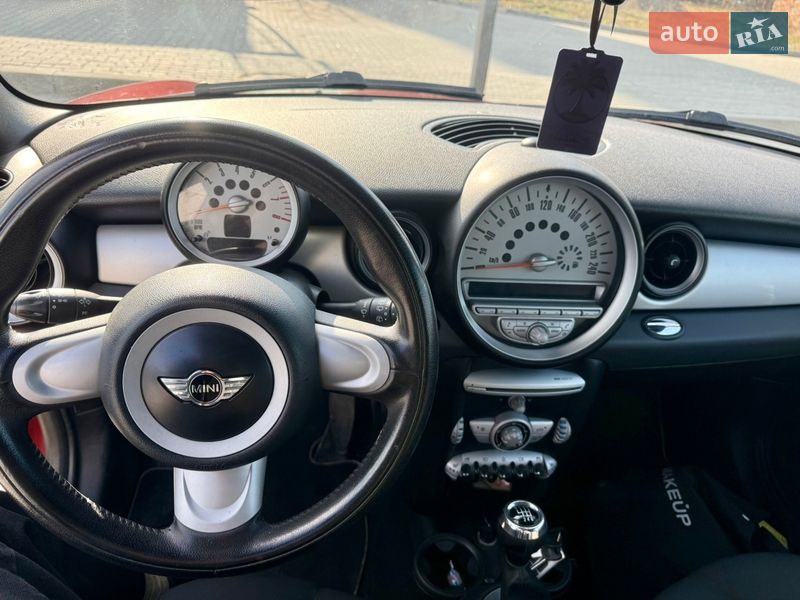 Хэтчбек MINI Cooper 2008 в Дрогобыче