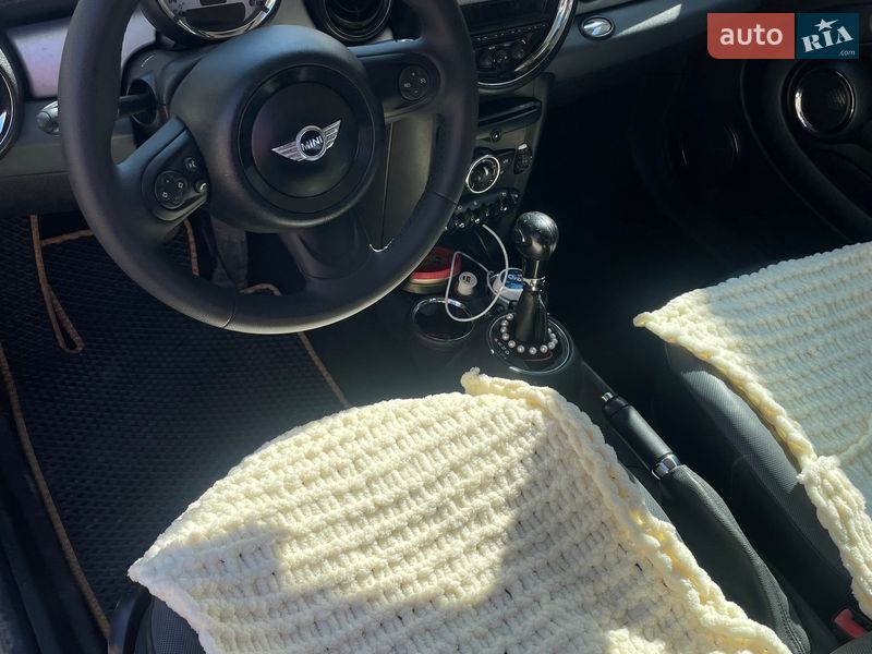 Хэтчбек MINI Cooper 2012 в Киеве