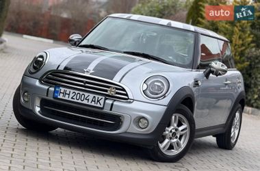 Хэтчбек MINI Cooper 2010 в Одессе