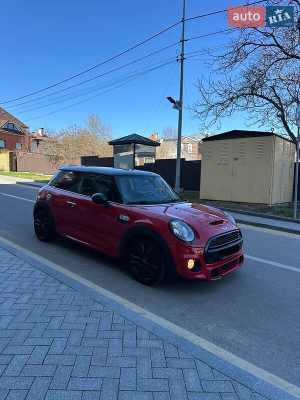 Хэтчбек MINI Cooper 2014 в Киеве