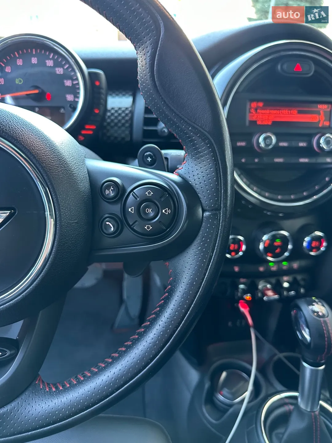 2014 MINI Cooper - мініатюра 23