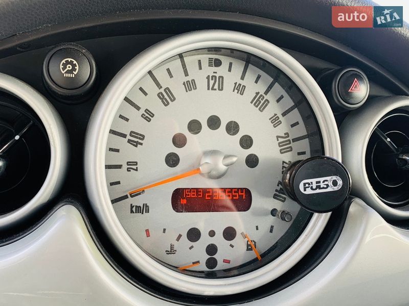 Хэтчбек MINI Cooper 2003 в Киеве