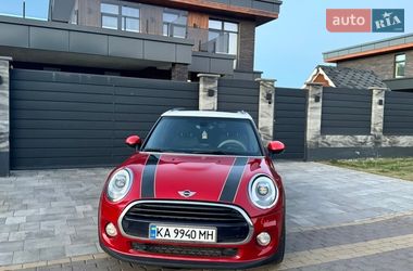 Хэтчбек MINI Cooper 2016 в Софиевской Борщаговке