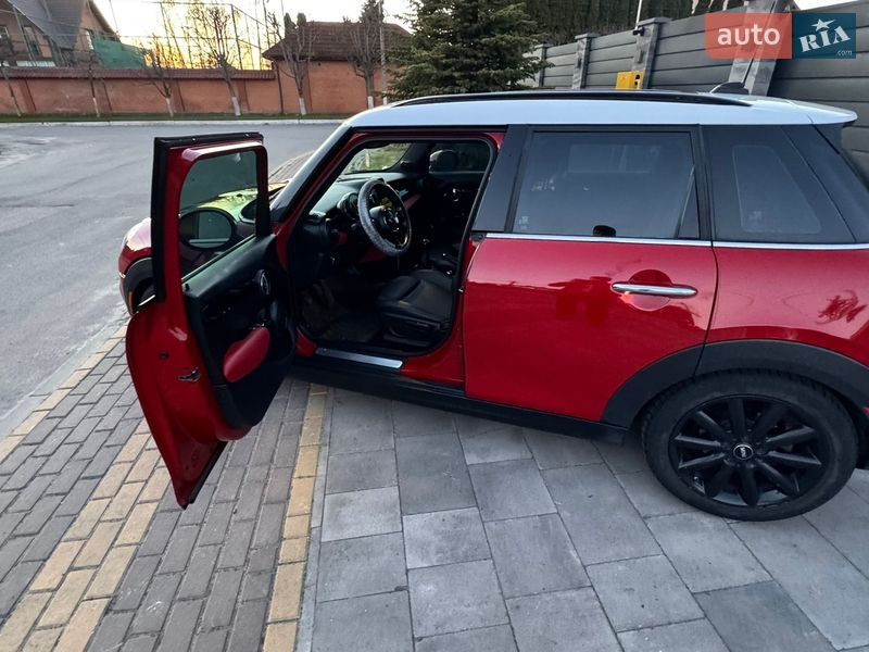 Хэтчбек MINI Cooper 2016 в Софиевской Борщаговке