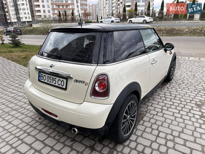 Хэтчбек MINI Cooper 2012 в Тернополе