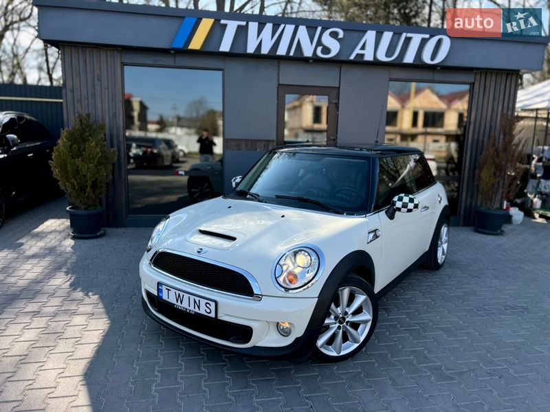 Хэтчбек MINI Cooper 2013 в Одессе
