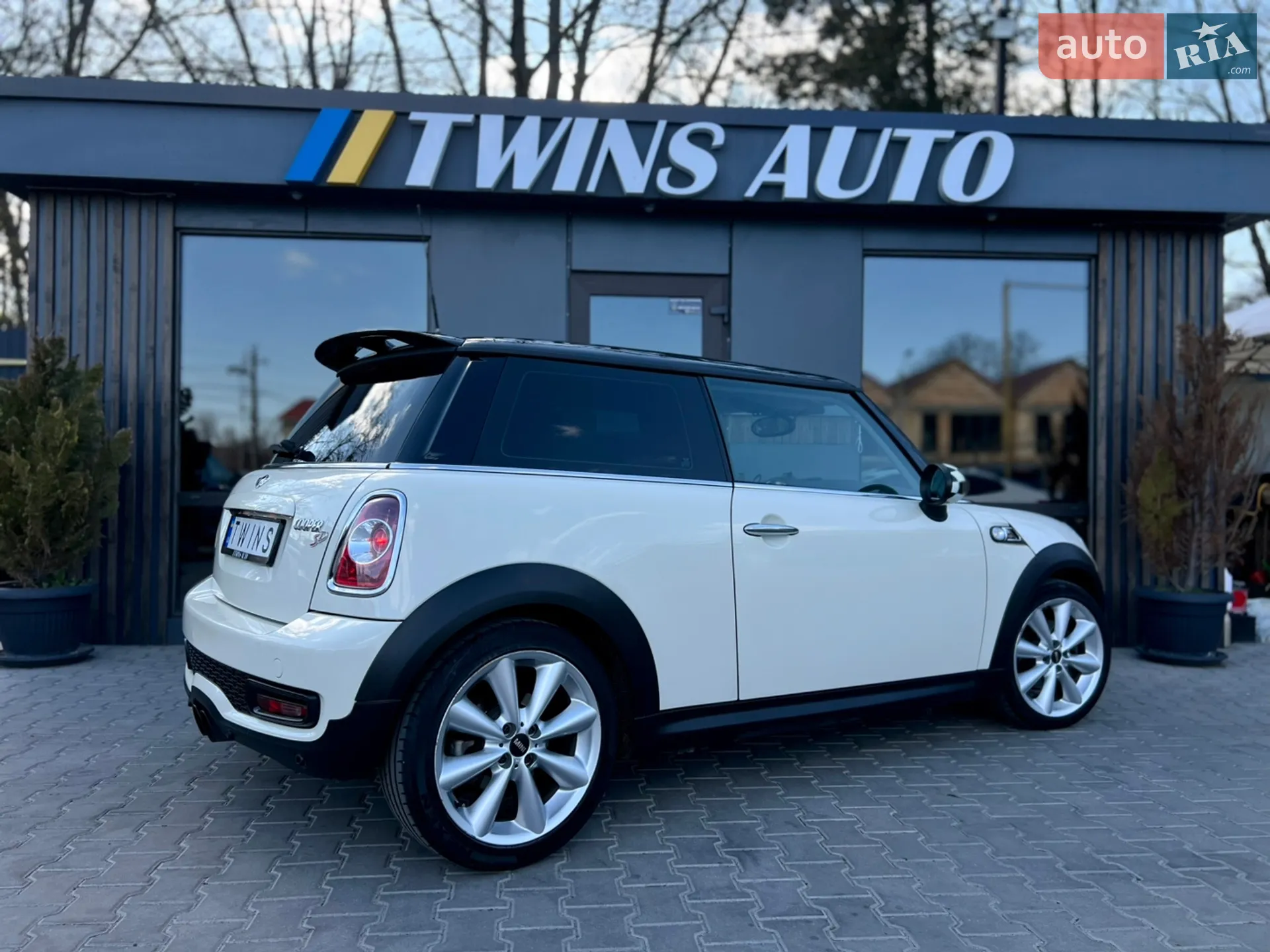 2013 MINI Cooper - мініатюра 17