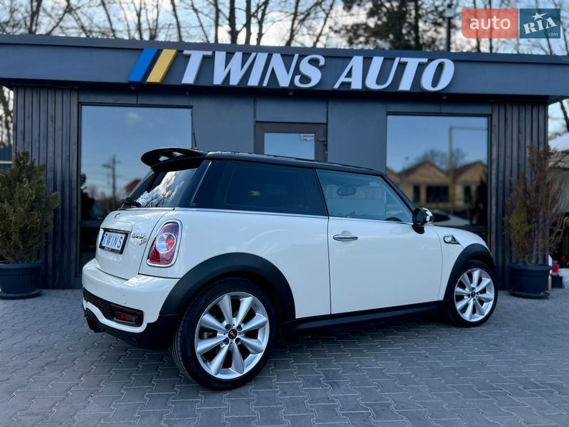 Хэтчбек MINI Cooper 2013 в Одессе