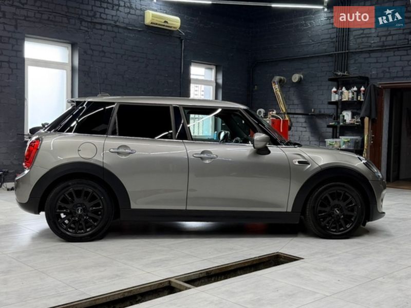 Хетчбек MINI Cooper 2019 в Кременчуці