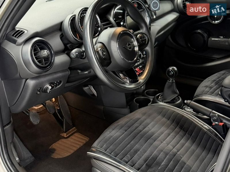 Хетчбек MINI Cooper 2019 в Кременчуці