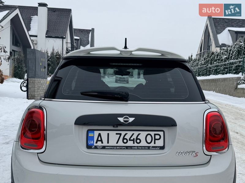 Хэтчбек MINI Cooper 2017 в Киеве