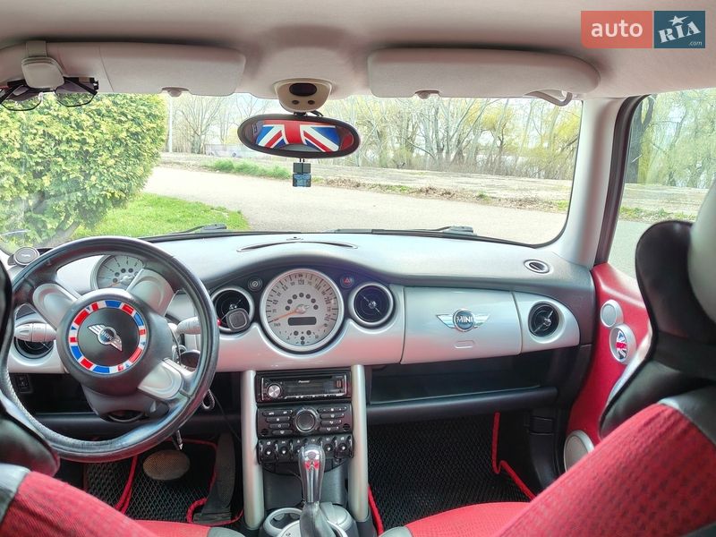 Хэтчбек MINI Cooper 2003 в Днепре