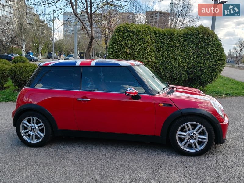 Хэтчбек MINI Cooper 2003 в Днепре