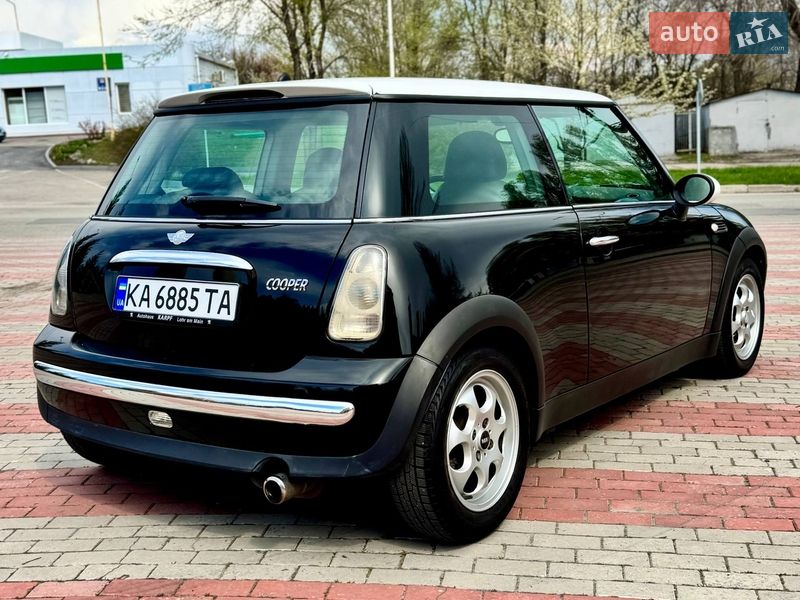 Хетчбек MINI Cooper 2002 в Запоріжжі