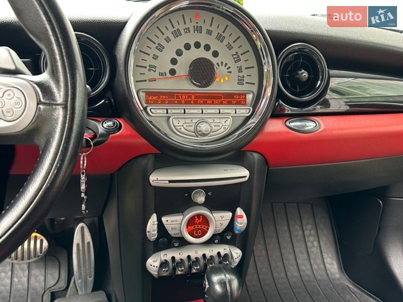 Хэтчбек MINI Cooper 2008 в Чернигове