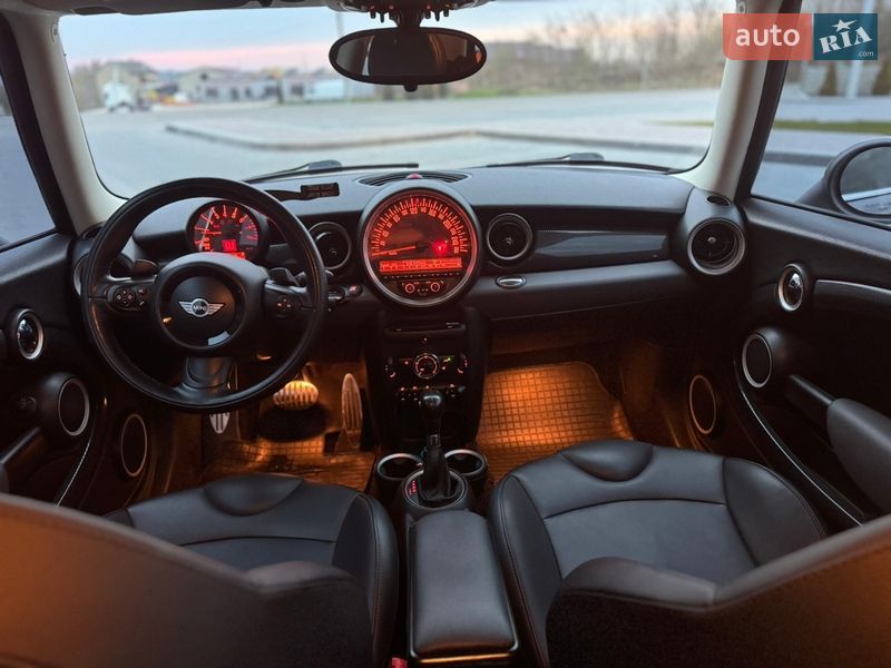 Хэтчбек MINI Cooper 2012 в Львове фото 9 Хэтчбек MINI Cooper 2012 в Львове